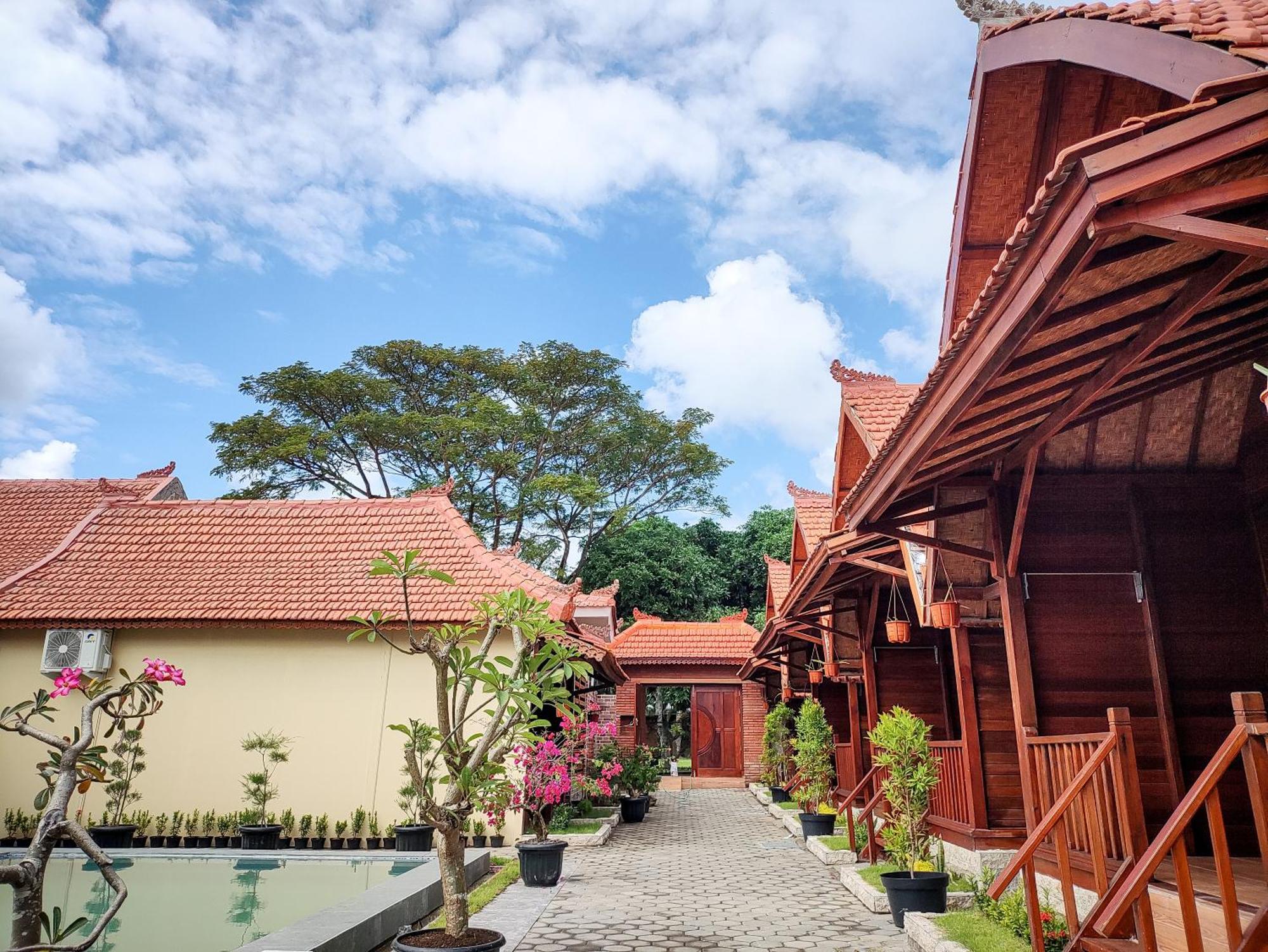 Uli Wood Villa, Jimbaran Bali - Near Gwk Экстерьер фото